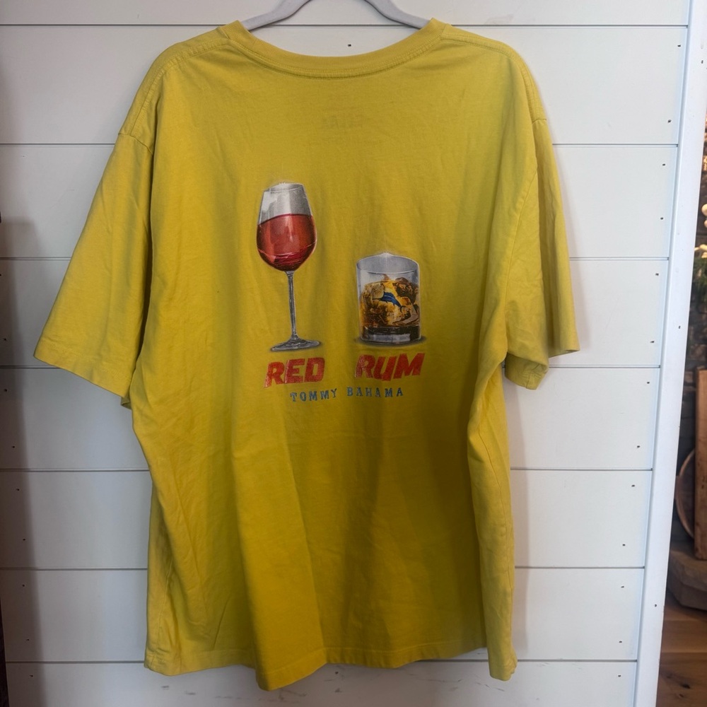 Tommy Bahama Relax Mens Tshirt Sz XL Yellow Red Wine & Rum